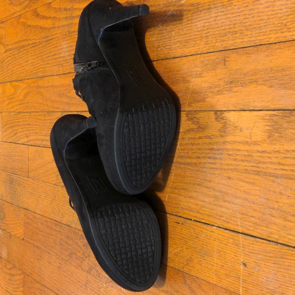 5/$25🎃 Mootsies Tootsies Cross Strap Mary Jane Pump Bootie Black Suede 7 - Picture 4 of 4